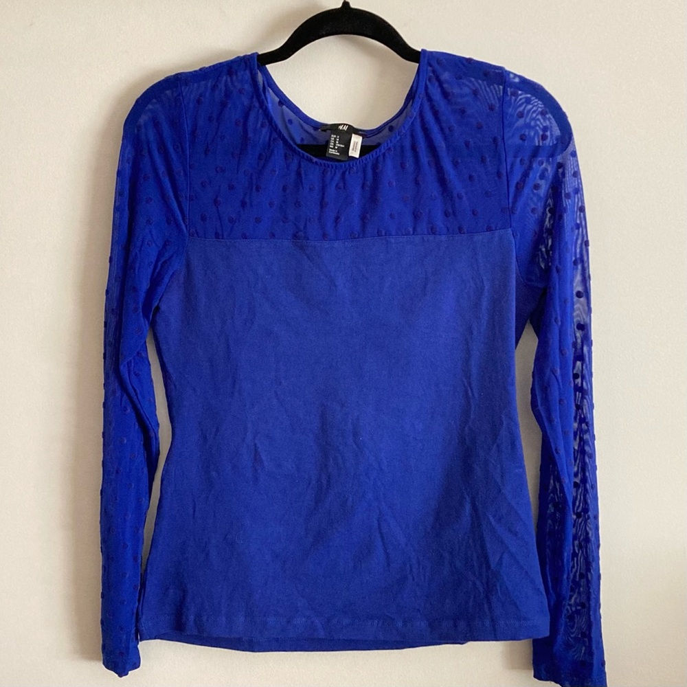 H&M Blue Polka Dotted Top